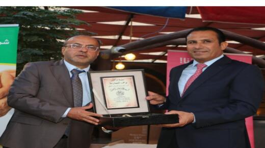 الدكتور نواف العجارمة يرعى حفل “نيفرتيتي” السابع عشر لتكريم أوائل التوجيهي في “قرية النخيل”.. صور