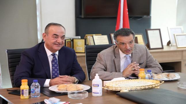 “الفنادق الأردنية” تستقبل وزير السياحة والاثار