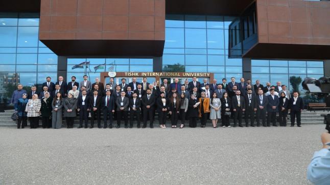 أكاديمي من جامعة الزرقاء يشارك في المؤتمر الثامن للقضايا القانونية بالعراق