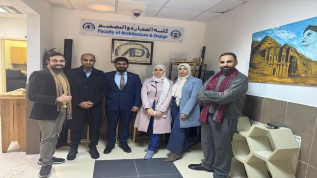 جامعة الزرقاء تشارك في تحكيم مشاريع تخرّج “الفنون والتصميم” في فيلادلفيا