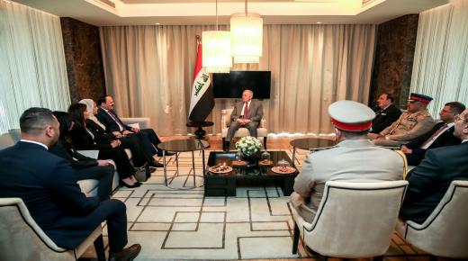 رئيس الجمهورية يستقبل القائم بالأعمال والملحقين وعددا من موظفي السفارة العراقية في الأردن