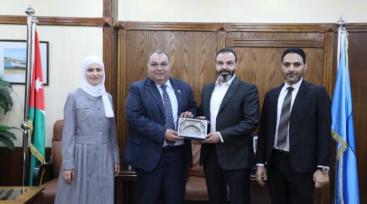جامعة الزرقاء تبرم عقد تطوير وتسويق مع شركة الآفاق لتكنولوجيا ربط الشبكات