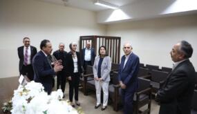 مجلس أمناء جامعة الزرقاء يزور كلية الحقوق ضمن جولاته الدورية