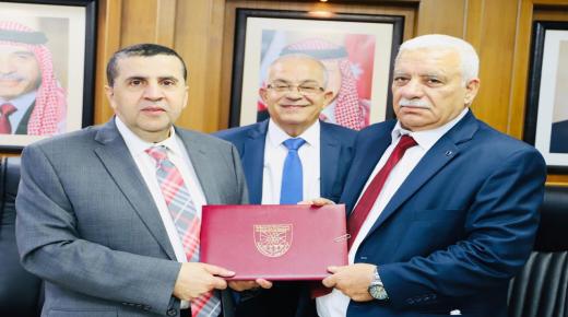 البلقاء التطبيقية توقع اتفاقية إحالة عطاء إنشاء مبنى كلية الذكاء الاصطناعي ومبنى كلية الأمير عبدالله بن غازي للاتصالات وتكنولوجيا المعلومات