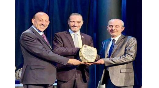 تكريم الناشط معن القيسي خلال مؤتمر قادة المجتمع في نسخته الرابعة بالمركز الثقافي الملكي