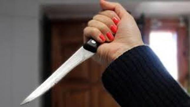 عاجل ….. زوجة تطعن زوجها في الرصيفة