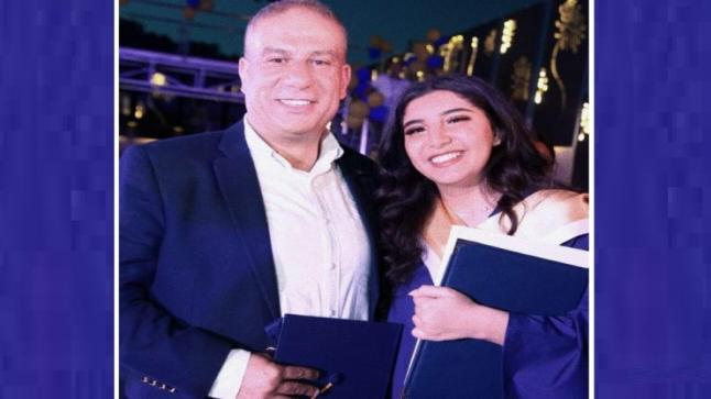 الطالبة نور عمر ابو عمر مبروك التخرج
