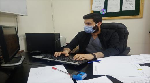 الدكتور محمد الزغول في مستشفى الجامعة الاردنية … طبيب شاب ذو مستقبل واعد