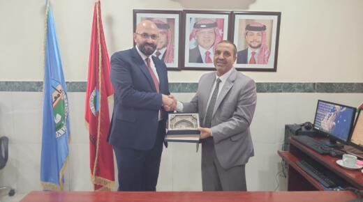 جامعة الزرقاء تستضيف وفدًا من جمعية إنتاج