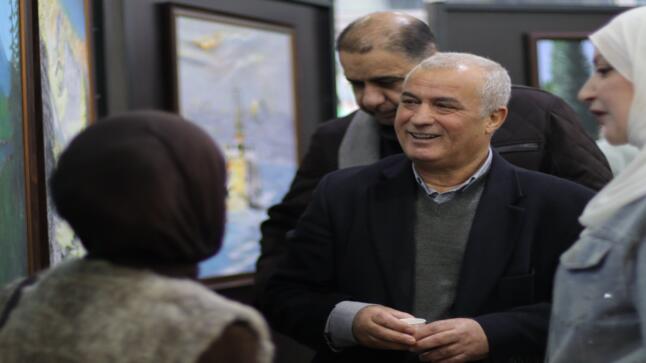 إبداعات طلابية تزين أروقة فيلادلفيا في المعرض الفني الفصلي