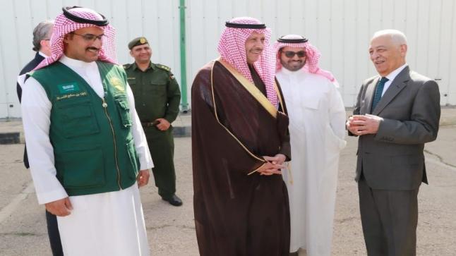 سفير خادم الحرمين الشريفين لدى الاردن يدشن هدية خادم الحرمين الشريفين من التمور