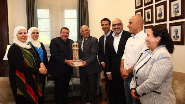 العيسوي يلتقي رئيس نادي خريجي الكلية العلمية الإسلامية وأعضاء الهيئة الإدارية – صور