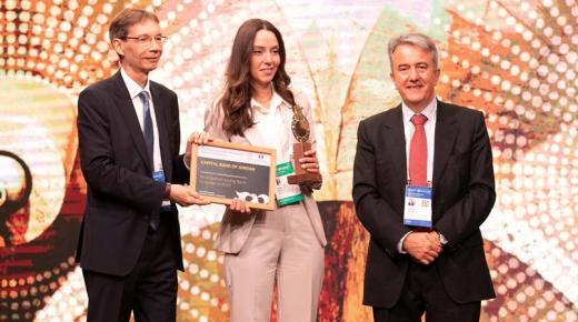 كابيتال بنك يفوز بجائزة “البنك الشريك الأكثر نشاطاً في إصدار عمليات تمويل التجارة الدولية”