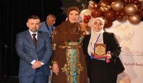 الدكتور إيهاب بالي يرعى احتفال تخريج روضة ومدرسة الحكمة الاساسية وتكريم أوائل الصفوف في مركز هيا الثقافي