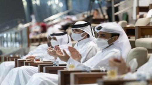 الشيخ ثاني بن حمد آل ثاني يتوّج الفائزين بجوائز وسيف قطر