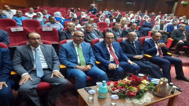 مستشفى الزرقاء الحكومي  ومنتدى ابو نصير الثقافي يحتفلون بعيد الاستقلال الـ 76