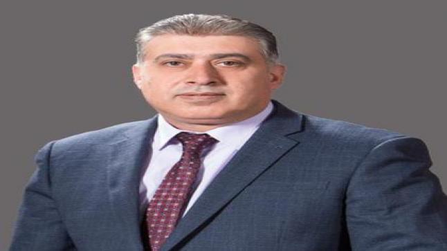 عميد كلية الملك طلال لتكنولوجيا الأعمال في جامعة الأميرة سميّة للتكنولوجيا الدكتور جورج سمور يحصلُ على شهادة مقيّم لبرامج كليات الأعمال عالمياً