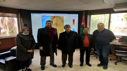 عزايزة يتفقد عمل مديرية التنبؤات الجوية التابعة لإدارة الارصاد الجوية الاردنية