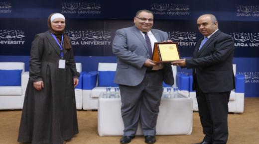 كلية الصيدلة في جامعة الزرقاء تقيم يوما علميا بعنوان “الكورونا: آفاق وتحديات