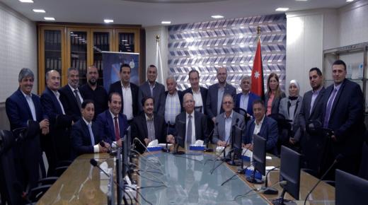 نقيب ومجلس نقابة المهندسين يهنىء “المقاولين”