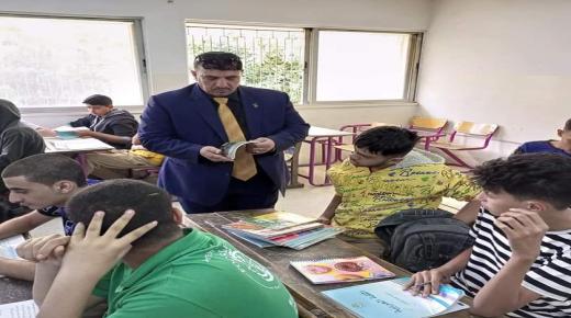 سامي الوحش يتفقد مدرسة حسن البرقاوي وطلبتها