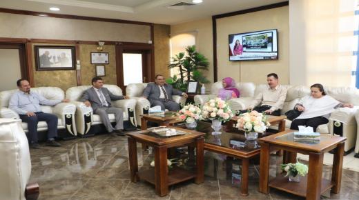وفد من المركز الوطني للبحث والتطوير يزور جامعة الزرقاء