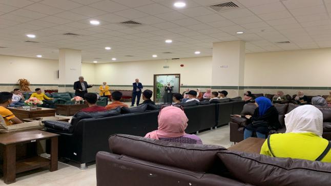 كلية الآداب بجامعة الزرقاء تنظم محاضرة الكترونية عن المخدرات والإدمان