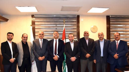 السياحة و التدريب المهني تبحثان تطوير التعاون بعد النجاح في البرنامج السياحي