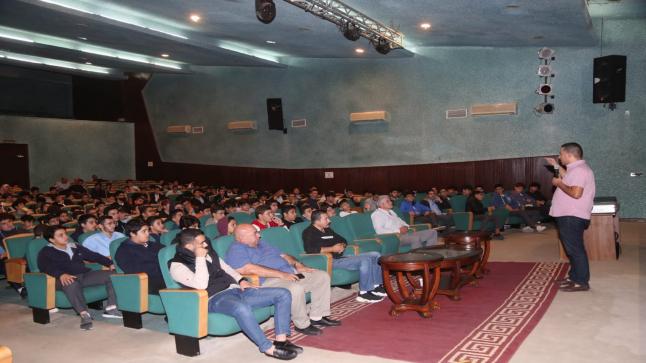 إدارة مكافحة المخدرات تطلق يوماً توعوياً في مدارس الكلية العلمية الإسلامية بالتعاون مع شركة زين