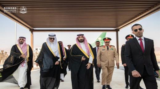 وصل صاحب السمو الملكي الأمير عبدالله بن بندر بن عبدالعزيز وزير الحرس الوطني اليوم الى مدينة العقبة الأردنية