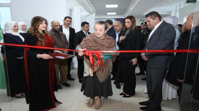صاحبة سمو الملكي الاميره عالية بنت الحسين ترعى افتتاح معرض سوق الفن Art Sale في جامعة العلوم التطبيقية الخاصة