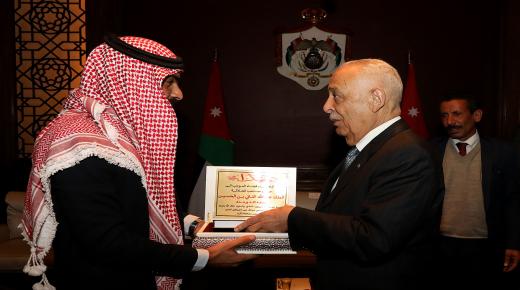 العيسوي يلتقي مجموعة من اهالي ووجهاء قضاء الموجب محافظة الكرك