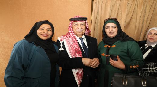 العيسوي يسلم الدعم الملكي السنوي لجمعيات ومؤسيات ومراكز رعاية الايتام ومسنين وذوي اعاقه