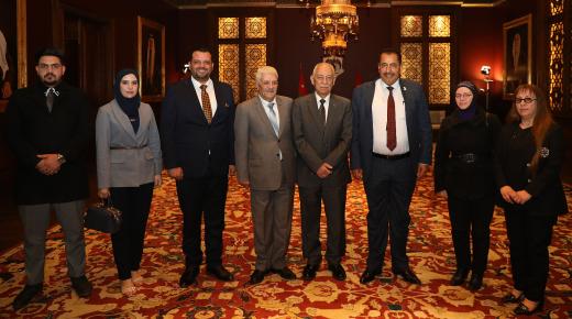 معالي رئيس الديوان الملكي الهاشمي السيد يوسف العيسوي يلتقي  الاعلامي معين صيتان المراشده والوفد المرافق