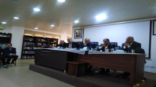 المجلس التنفيذي لمحافظة الزرقاء يعقد اجتماعه الدوري في قضاء الازرق