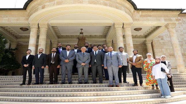 العيسوي يلتقي مجموعة من شباب وشابات لواء سحاب ووفدا من مجلس محافظة مأدبا