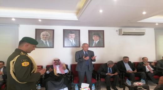 مندوبا عن الملك .. رئيس الديوان الملكي يعزي عشيرة السعودي