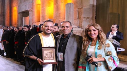 حشد جماهيري أسطوري يزف عيسى السقار نجماً لـ”مهرجان جرش