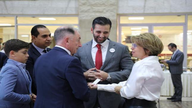 السفيرة البريطانية تطلق المرحلة الثانية من شراكة جامعتيّ “الشرق الأوسط” و”ستراثيكلايد”… وافتتاح مختبرٍ للترجمة والإعلان عن تخصصات جديدة