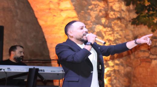 محمود سلطان يسحر جمهور مهرجاني: “صيف عمان”و”الفحيص” بأغانيه