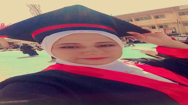 وعد حسن ياغي تتحدى الصعاب وتتفوق في الثانويه العامه