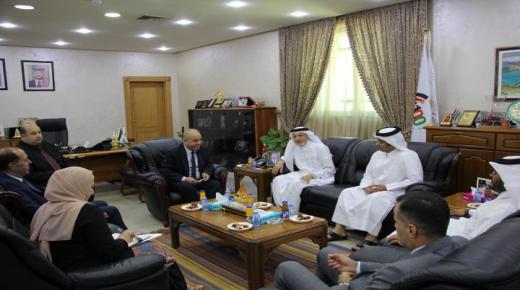 وزير التعليم العالي محافظة يلتقي وفداً من وزارة التربية والتعليم والتعليم العالي القطرية