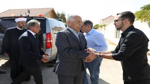 رئيس الديوان الملكي الهاشمي يعزي _ ال ابو غزالة