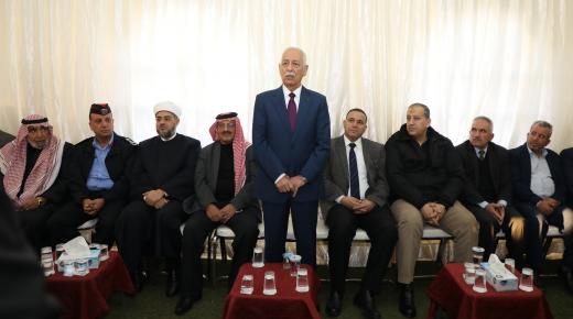 مندوبا عن الملك وولي العهد العيسوي يعزي عشيرتي الطراونة ، والطويقات/بني عباد