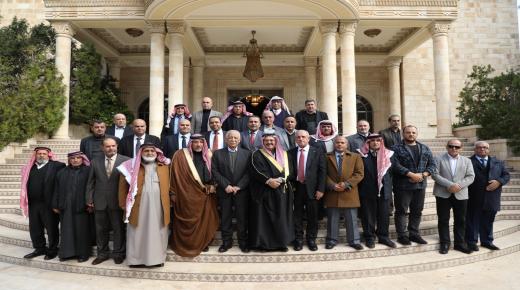 *شيوخ ووجهاء عشائر السلط والزغول: الملك يتحدث بصوت الحق لنصرة الأشقاء الفلسطينيين*