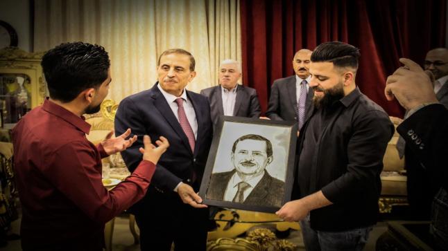 “الدكتور فوزي الحموري رئيس المجلس المركزي لحزب تقدُّم يرعى حوارا لطلبة الجامعات الأردنية المتطوعين خلال الافطار الرمضاني والذي أقيم في نادي ضباط الشمال