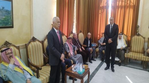 مندوبا عن الملك وولي العهد…. العيسوي يعزي عشيرتي القطيشات والعبداللات