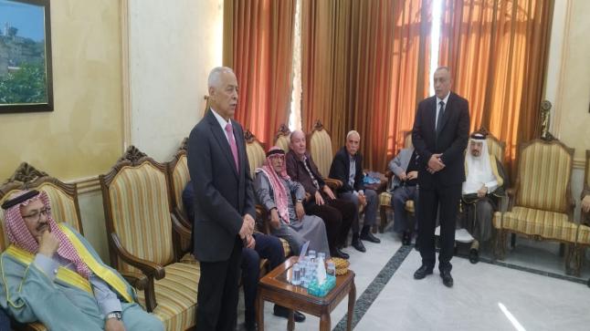 مندوبا عن الملك وولي العهد…. العيسوي يعزي عشيرتي القطيشات والعبداللات