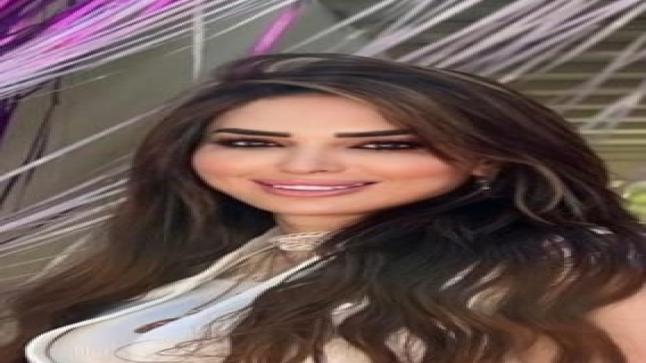 الدكتورة المقدسية ” أمينة عويس” تنال جائزة أفضل متحدثة في قضايا المرأة في المؤتمر الدولي العالمي