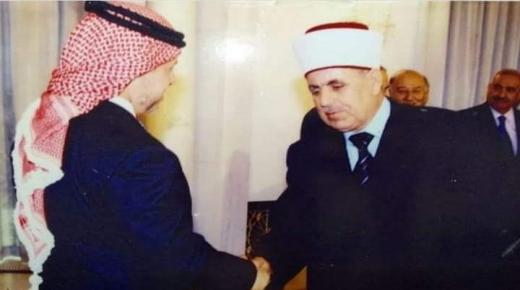 القاضي كامل عبيدات يهنئ سيد البلاد وولي العهد بمناسبة عيد الاستقلال